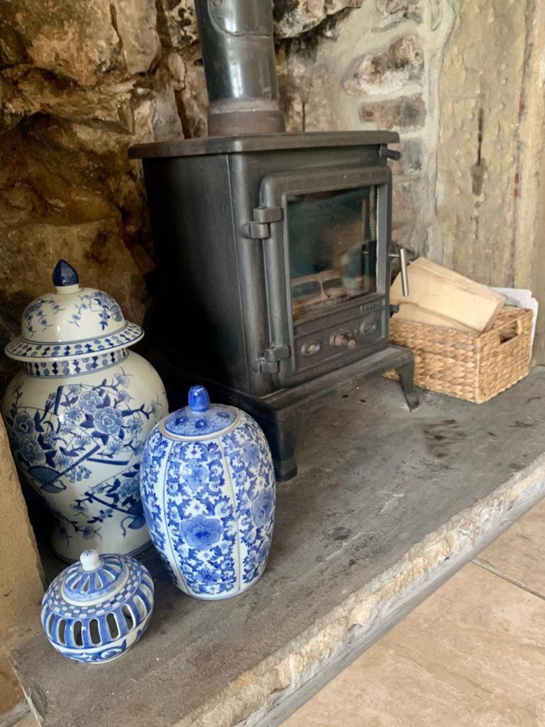Gorgeous Cozy Cottage With A Heritage Feel, Walks, Pubs & Wood Burner Tideswell Exteriör bild